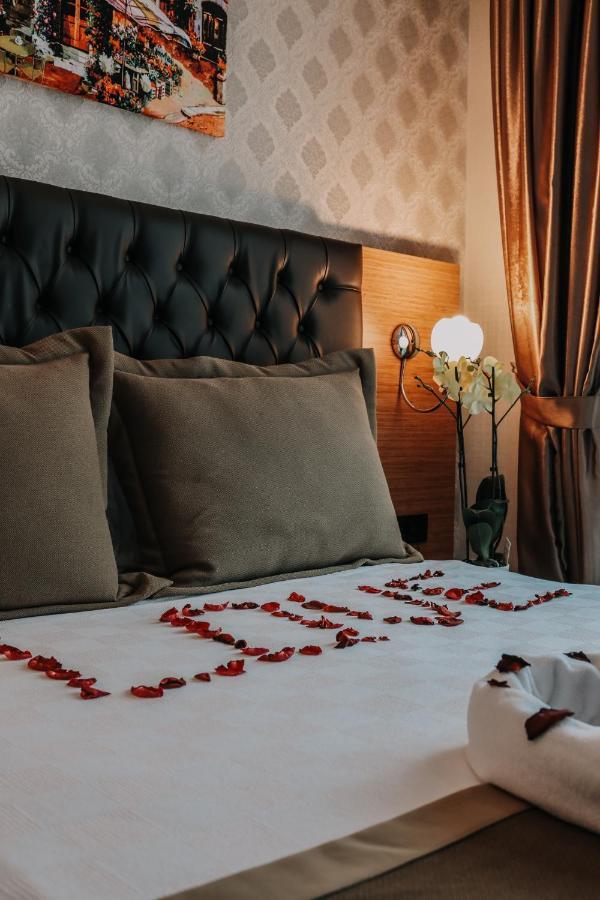 Otel Grand Lark 이스탄불 외부 사진