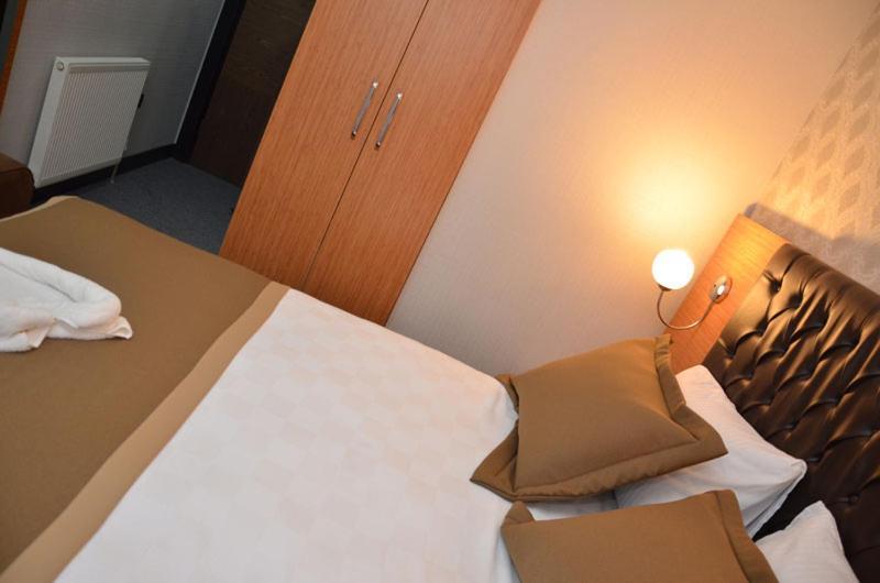 Otel Grand Lark 이스탄불 외부 사진