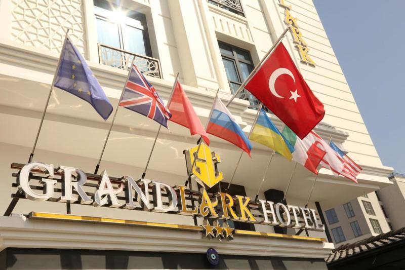 Otel Grand Lark 이스탄불 외부 사진
